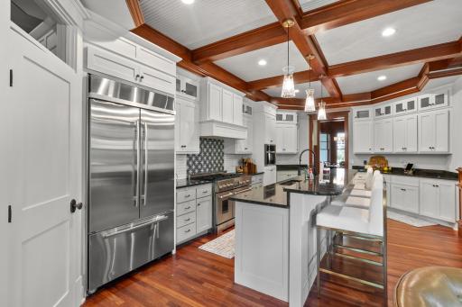 1180 Garden Court N, Mound, MN 55364