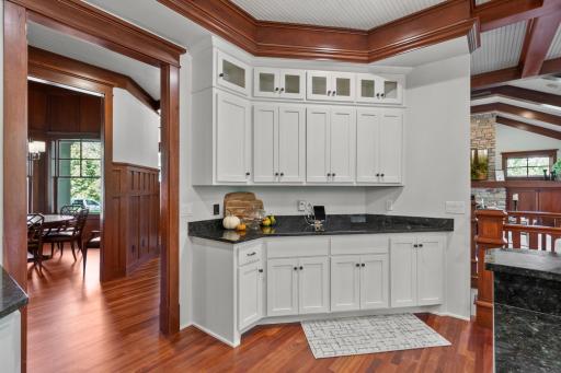1180 Garden Court N, Mound, MN 55364