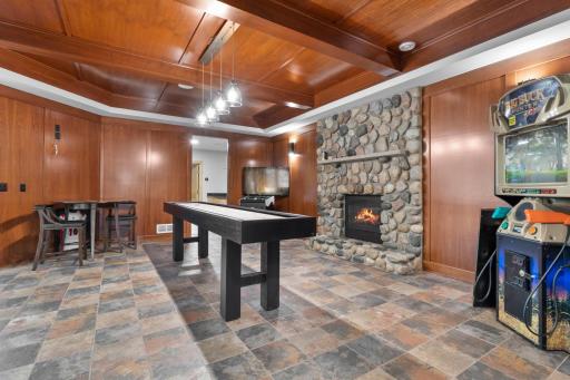 1180 Garden Court N, Mound, MN 55364