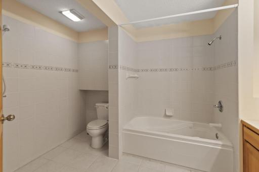 9101 Cambridge Road, Saint Paul, MN 55125