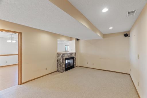 9101 Cambridge Road, Saint Paul, MN 55125