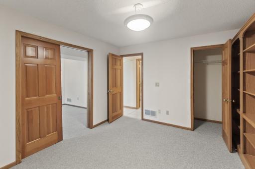 9101 Cambridge Road, Saint Paul, MN 55125