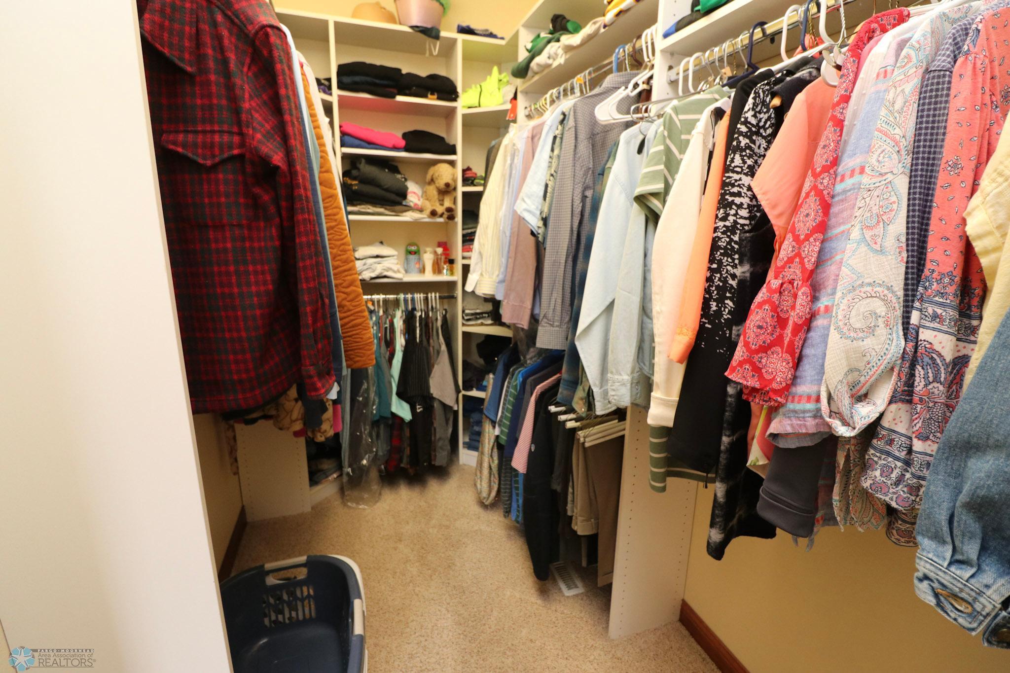 walk in closet