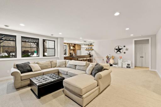 2923 County Road 101 S, Wayzata, MN 55391