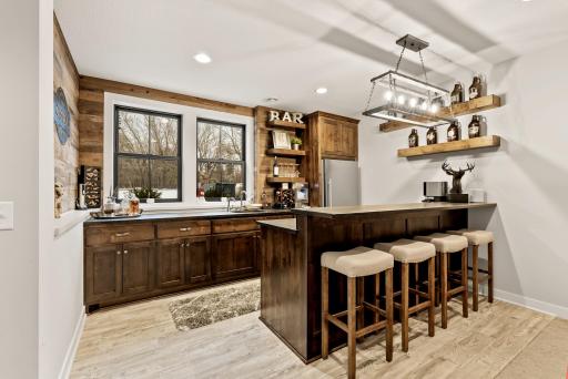 2923 County Road 101 S, Wayzata, MN 55391