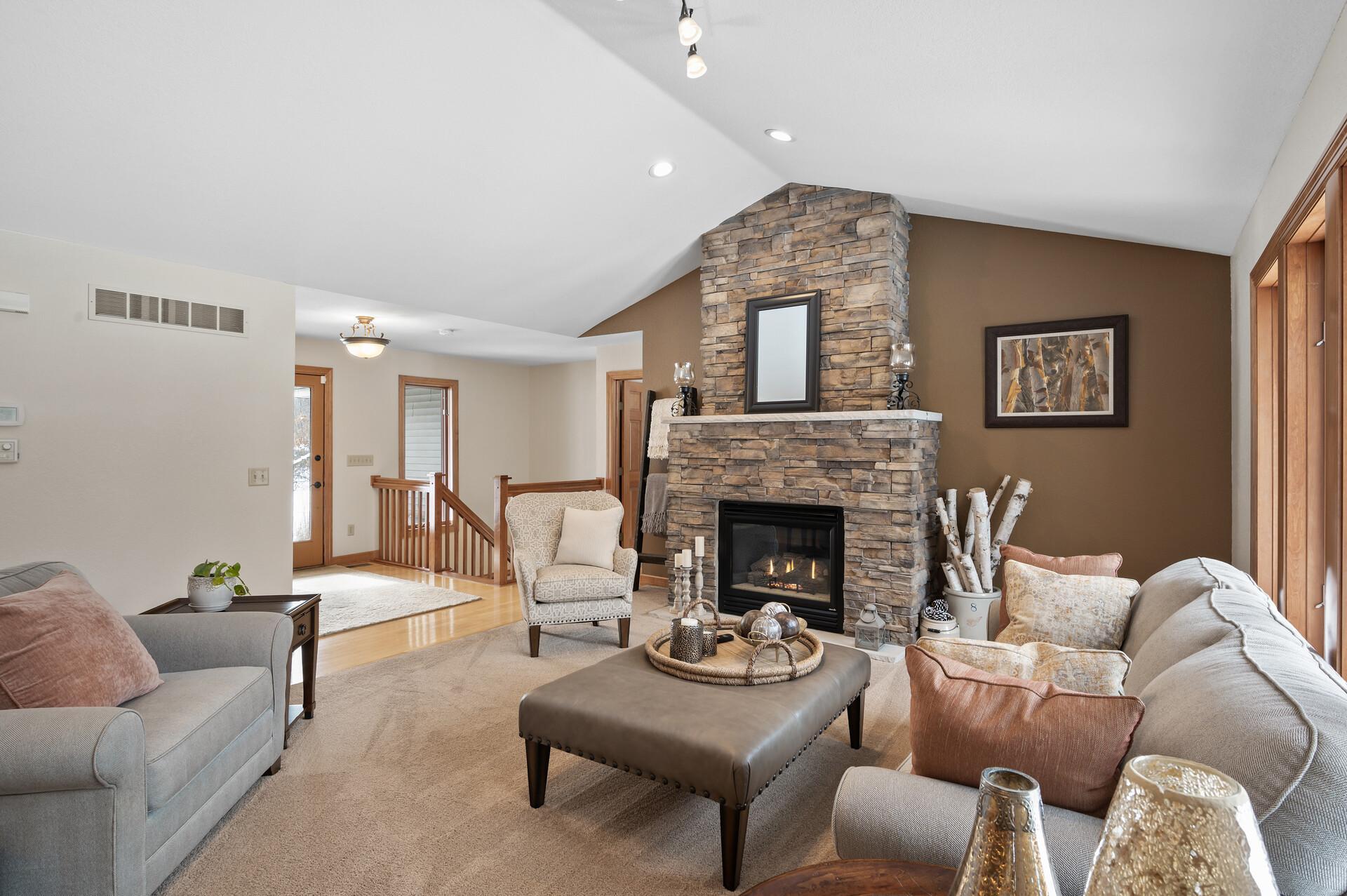 Vaulted ceilings, amazing open floorplan