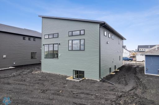 8318 61st Street S, Horace, ND 58047