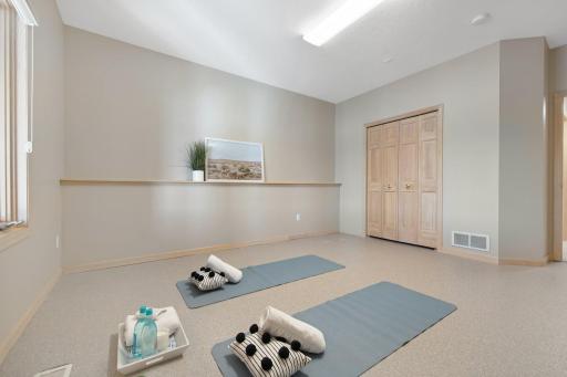 3489 Siems Court, Arden Hills, MN 55112
