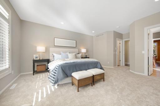 3489 Siems Court, Arden Hills, MN 55112