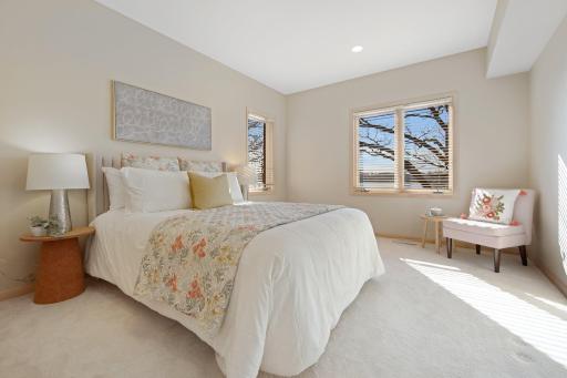 3489 Siems Court, Arden Hills, MN 55112
