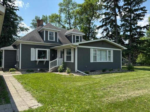 1510 Cartway Drive, Thief River Falls, MN 56701