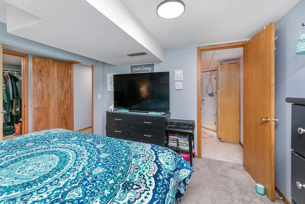 Connects to basement 3/4 Hollywood Bath