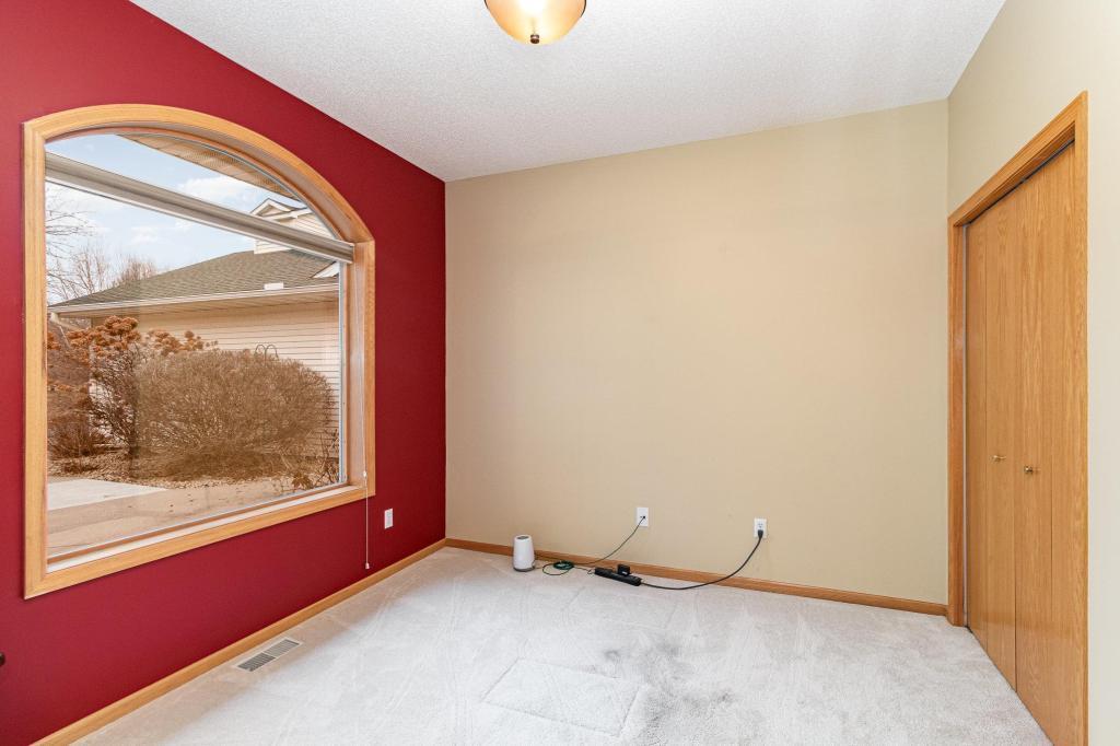 652 Aqua Cir small.jpg 2nd main floor bedroom or office.jpg