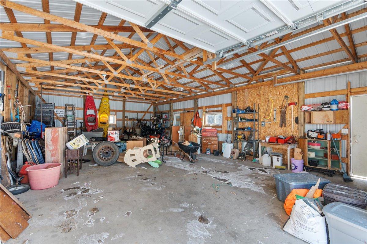 28-Garage.jpg