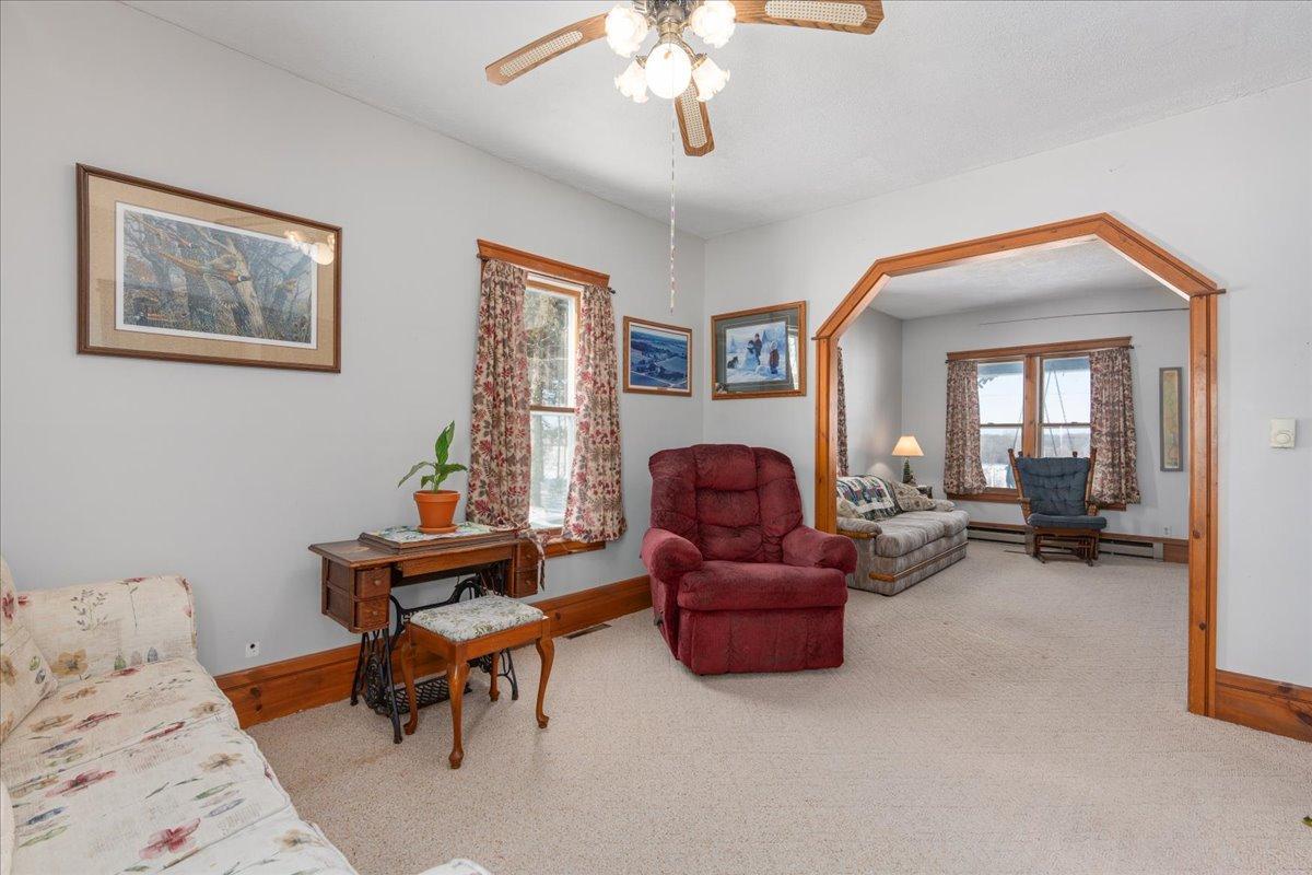 07-Family Room.jpg