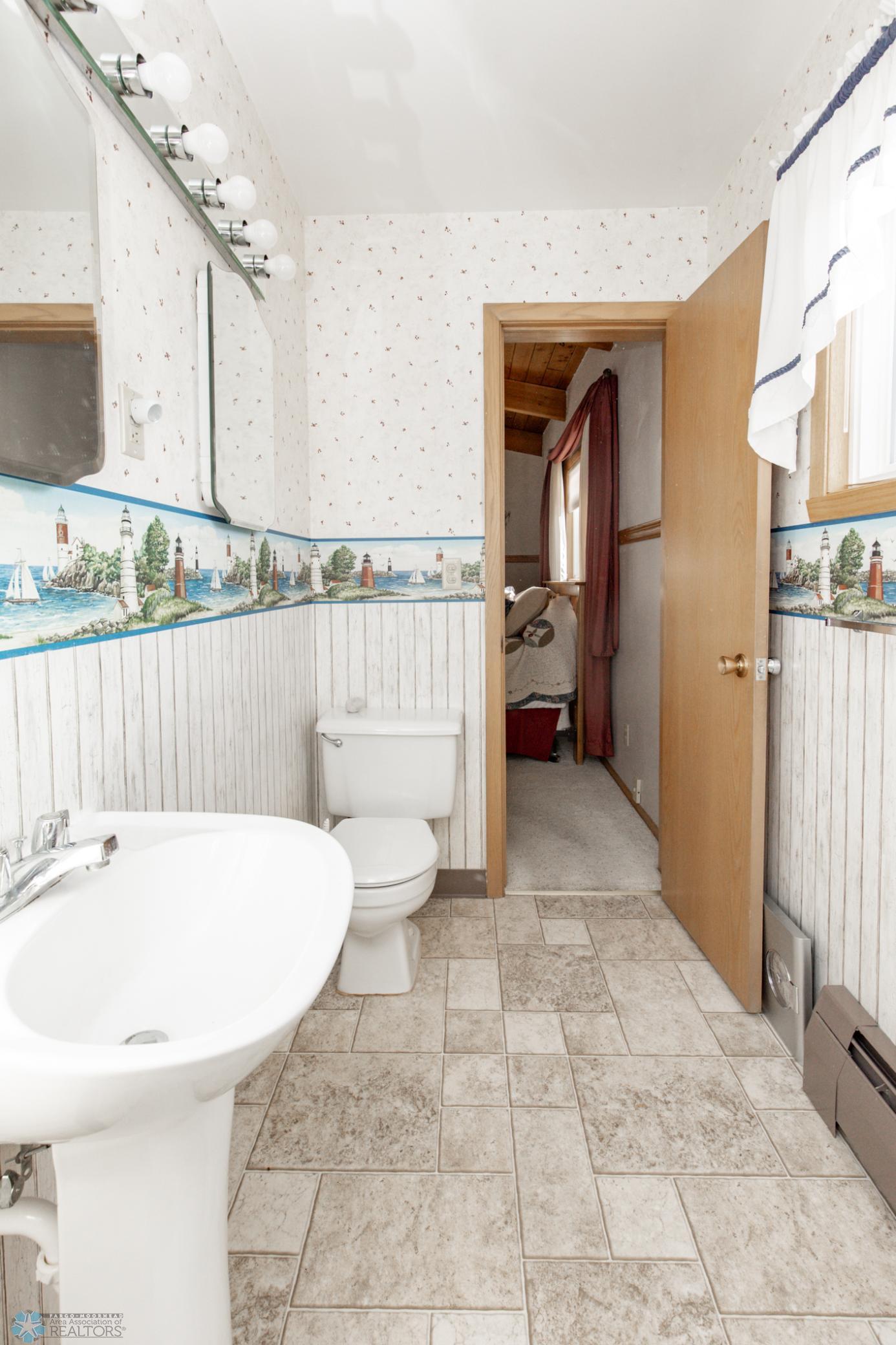 Primary Bathroom - 3/4