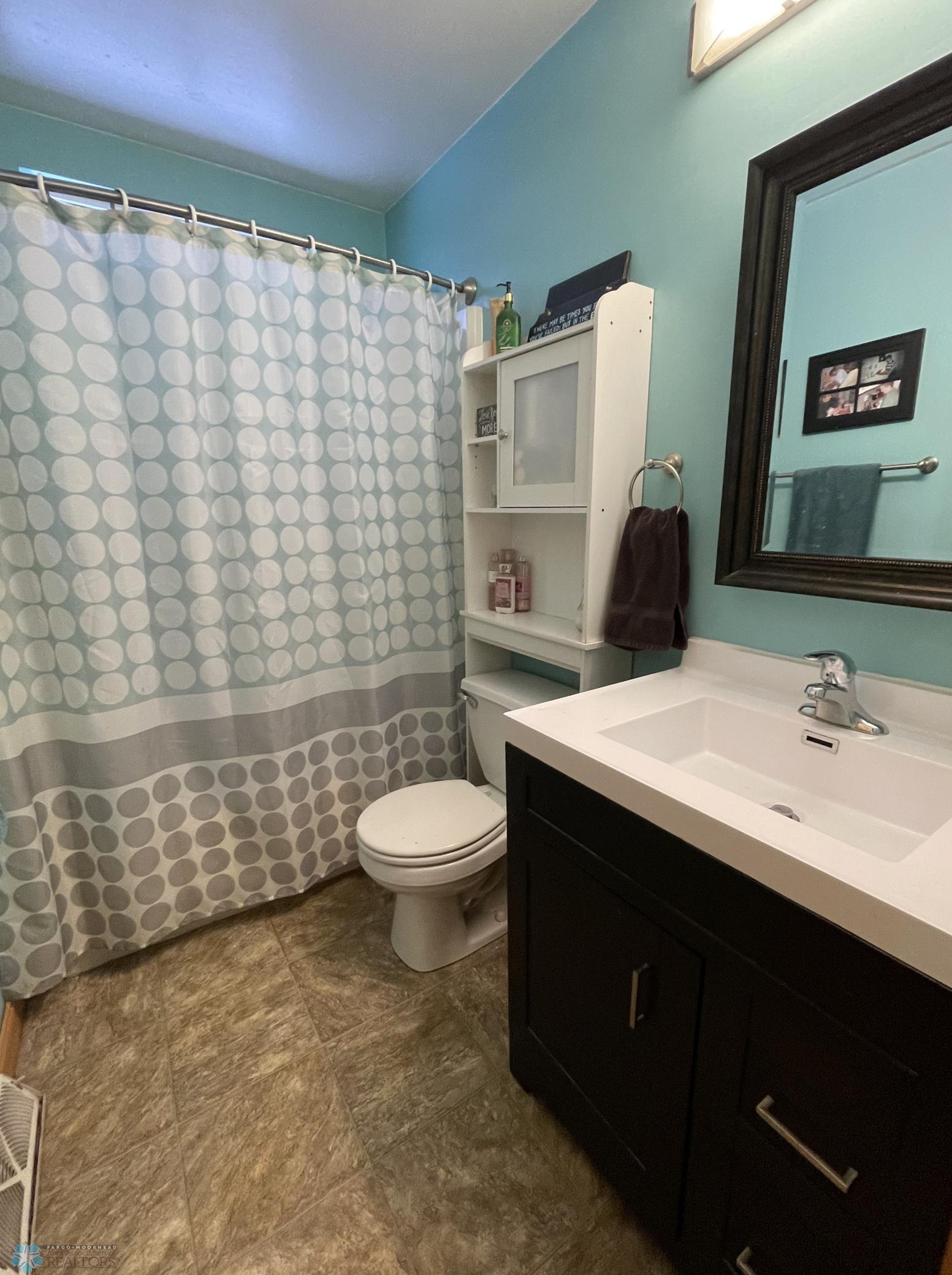 Main Full Bath