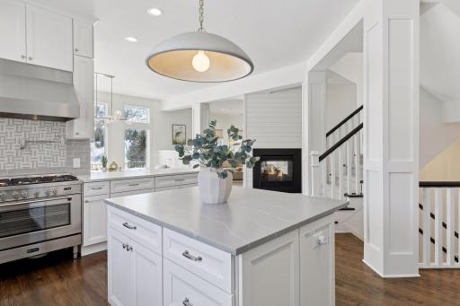 687 Oakgreen Avenue Court N, Stillwater, MN 55082