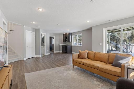 687 Oakgreen Avenue Court N, Stillwater, MN 55082