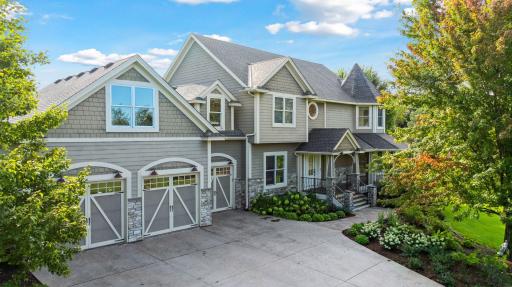687 Oakgreen Avenue Court N, Stillwater, MN 55082