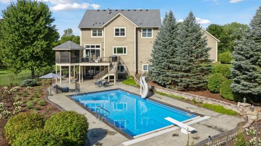 687 Oakgreen Avenue Court N, Stillwater, MN 55082