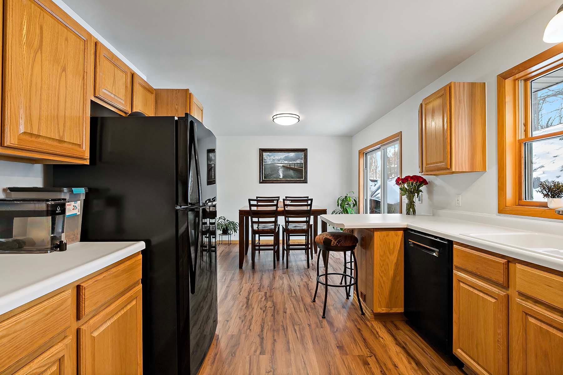 Great, Wide Kitchen