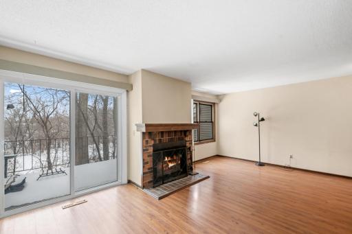 6680 Gretchen Lane N, Saint Paul, MN 55128