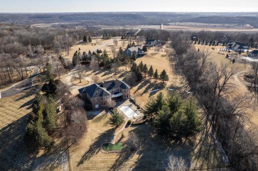 1083 Weatherhill Lane SW, Rochester, MN 55902