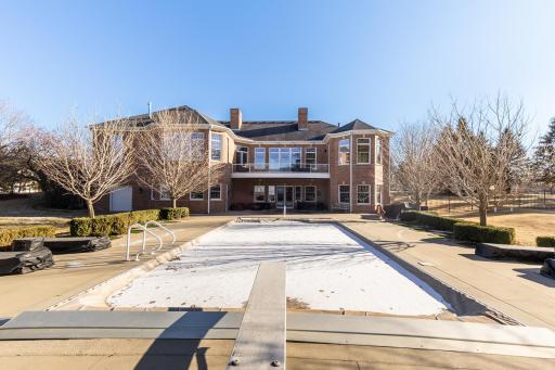 1083 Weatherhill Lane SW, Rochester, MN 55902