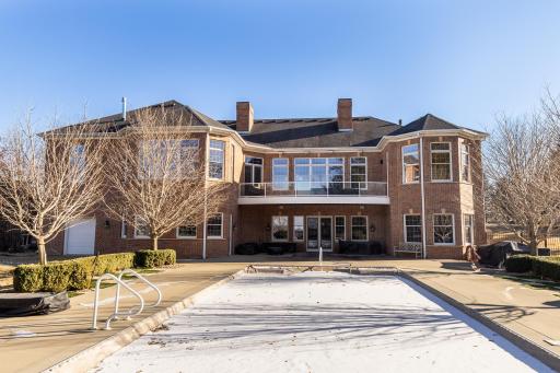 1083 Weatherhill Lane SW, Rochester, MN 55902