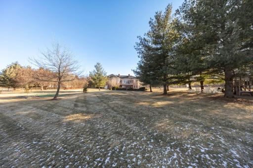1083 Weatherhill Lane SW, Rochester, MN 55902