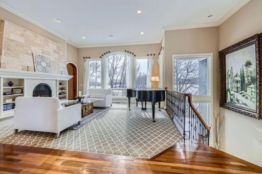18767 Bearpath Trail, Eden Prairie, MN 55347