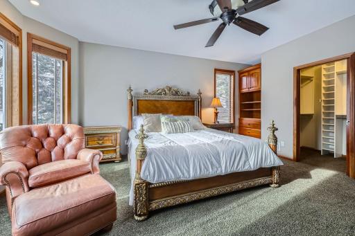 18767 Bearpath Trail, Eden Prairie, MN 55347