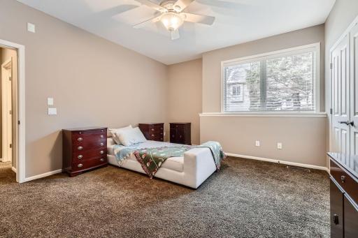 18767 Bearpath Trail, Eden Prairie, MN 55347