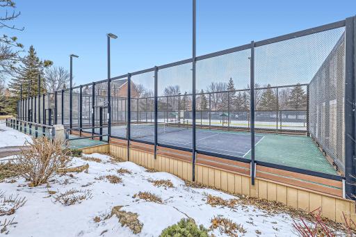 18767 Bearpath Trail, Eden Prairie, MN 55347