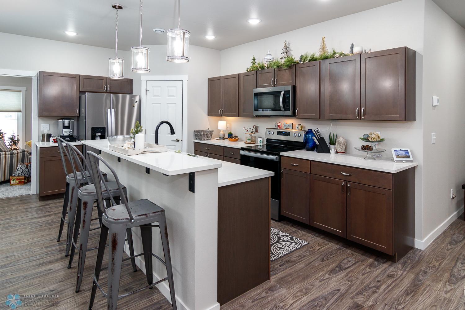 Great island in kitchen