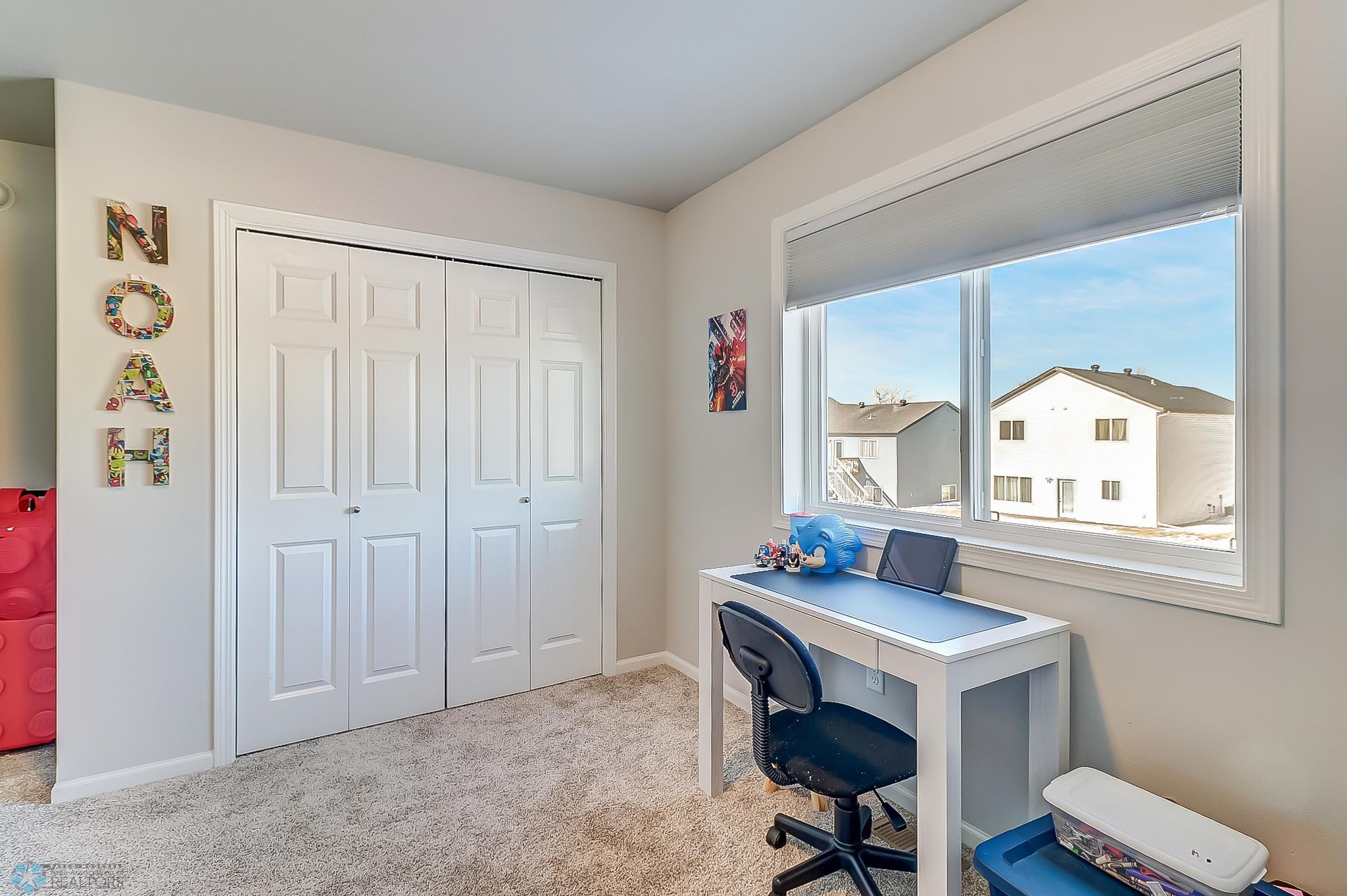 Upstairs Bedroom2_2.jpg