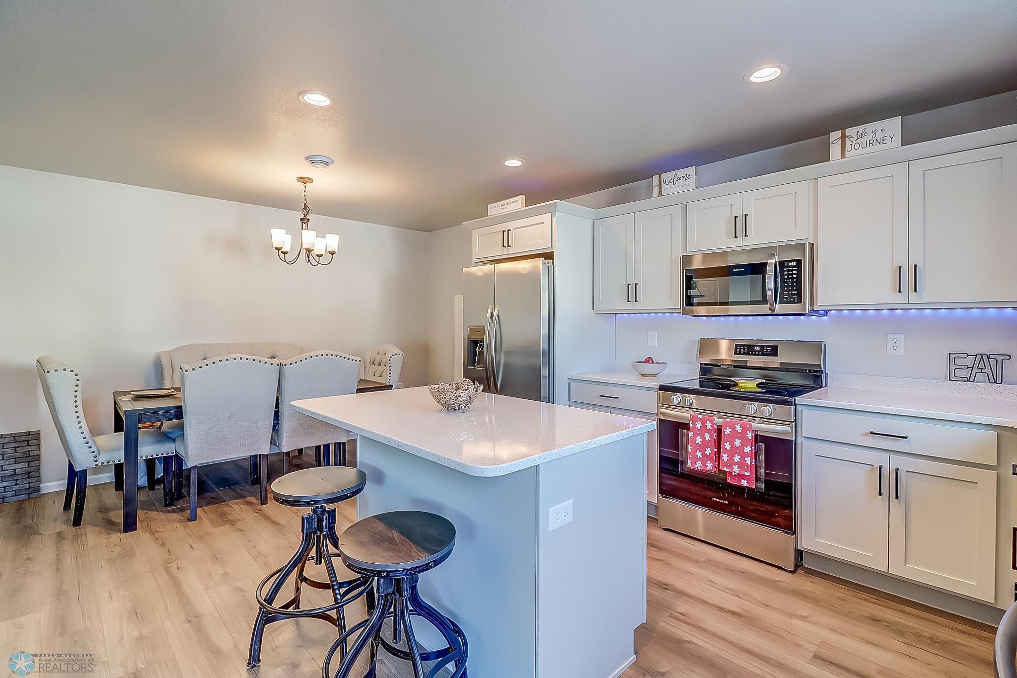 Kitchen1_0.jpg