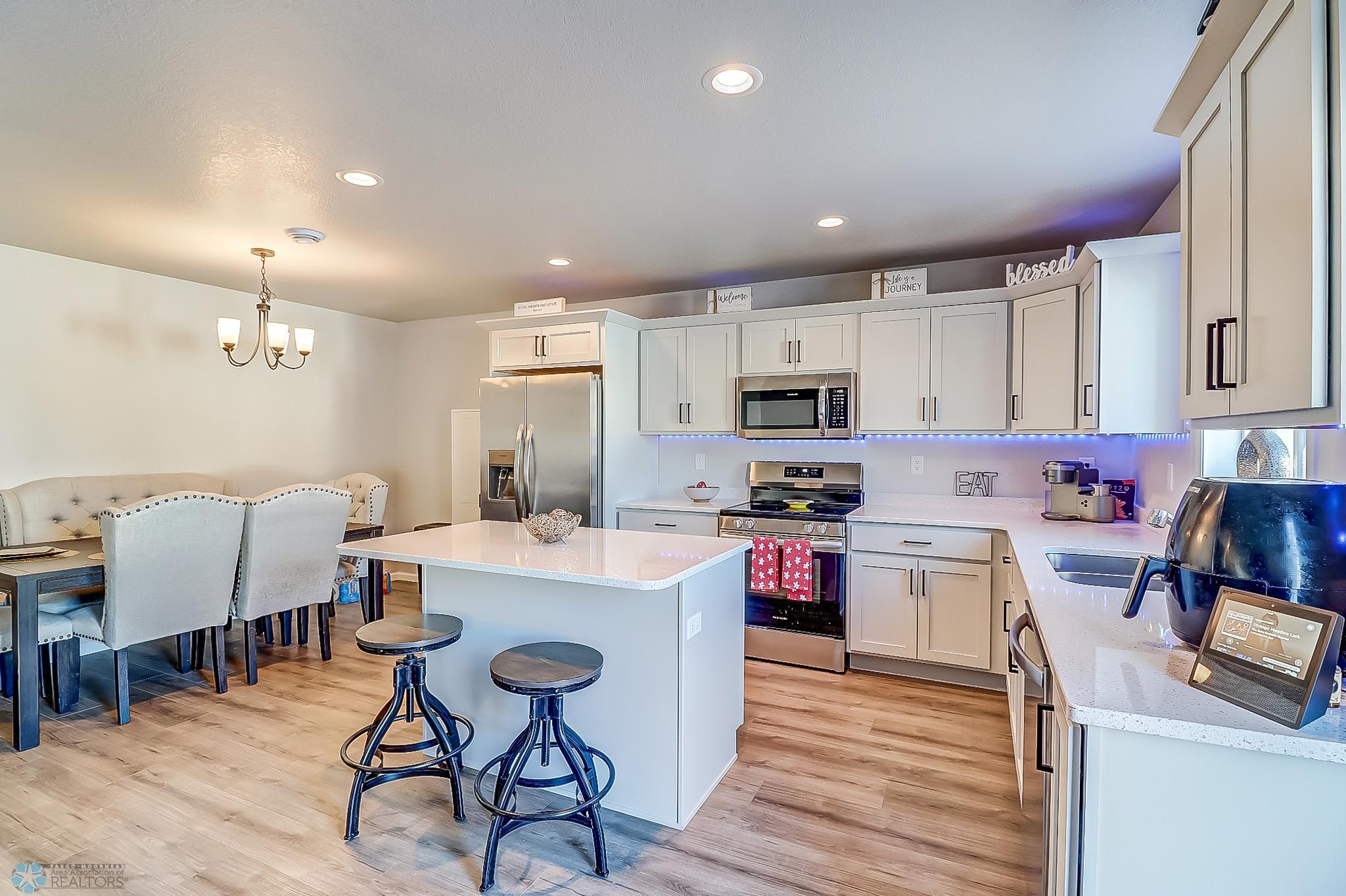 Kitchen1_.jpg