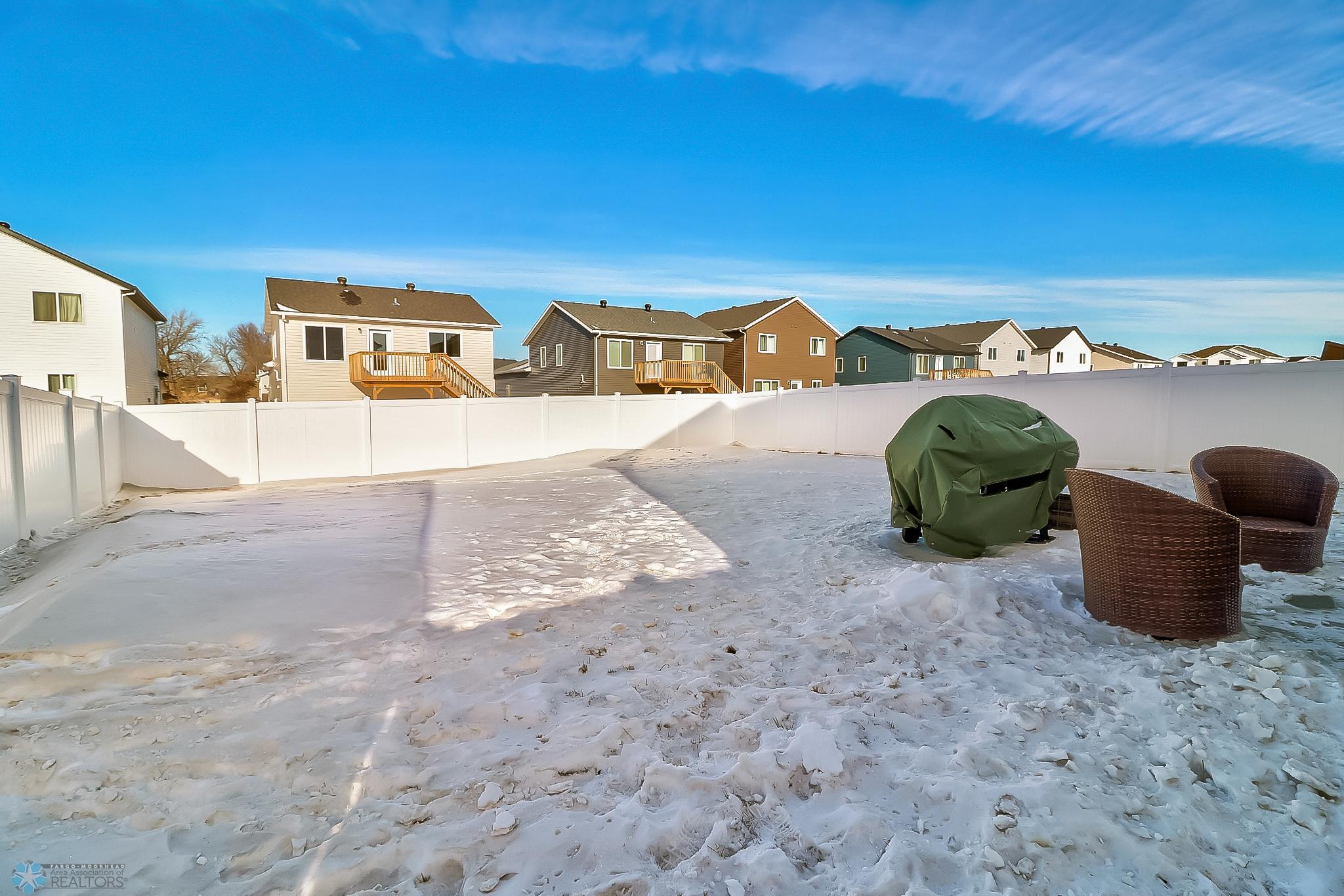 Backyard1_1.jpg
