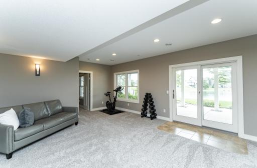 3942 Autumn Lake Court SW, Rochester, MN 55902