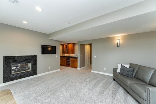 3942 Autumn Lake Court SW, Rochester, MN 55902