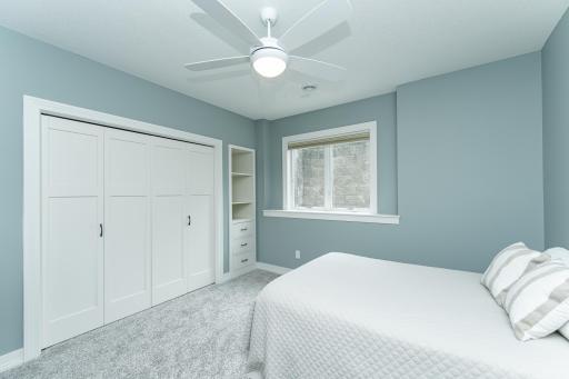3942 Autumn Lake Court SW, Rochester, MN 55902