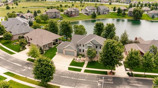 3942 Autumn Lake Court SW, Rochester, MN 55902