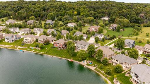3942 Autumn Lake Court SW, Rochester, MN 55902