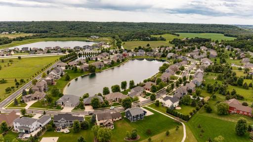 3942 Autumn Lake Court SW, Rochester, MN 55902