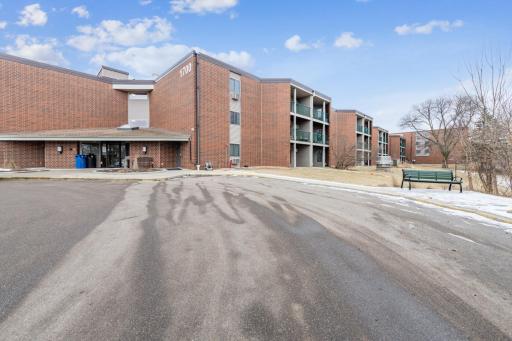 1700 Four Oaks Road, 249, Saint Paul, MN 55121