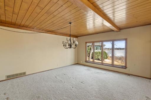 Remodel or construct a new home in the Lafayette Ridge neighborhood of Minnetonka Beach, one of Lake Minnetonka's most beloved cities.
