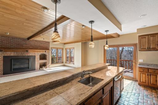 Remodel or construct a new home in the Lafayette Ridge neighborhood of Minnetonka Beach, one of Lake Minnetonka's most beloved cities.