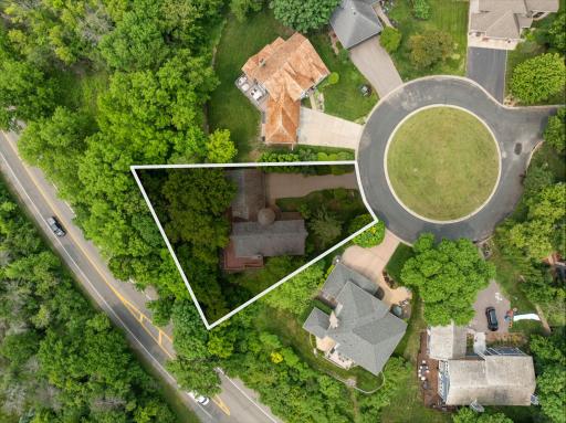 The approximate lot boundaries are indicated here; a detailed survey is available upon request.